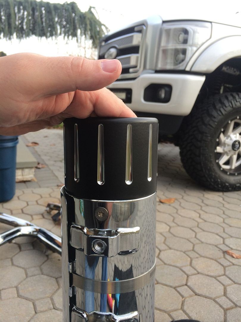 2012 CVO take off mufflers Road Glide